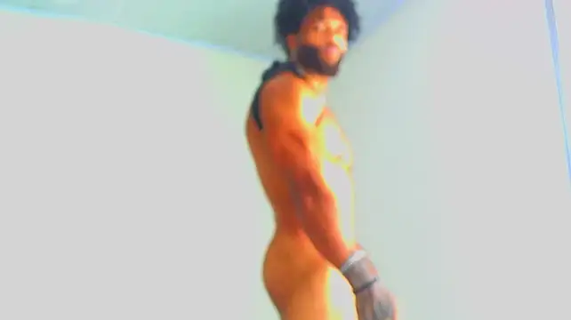 ragnar0825 Show Webcam