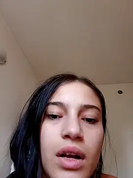 โชว์เว็บแคมของ Virgin_Pussy_Love