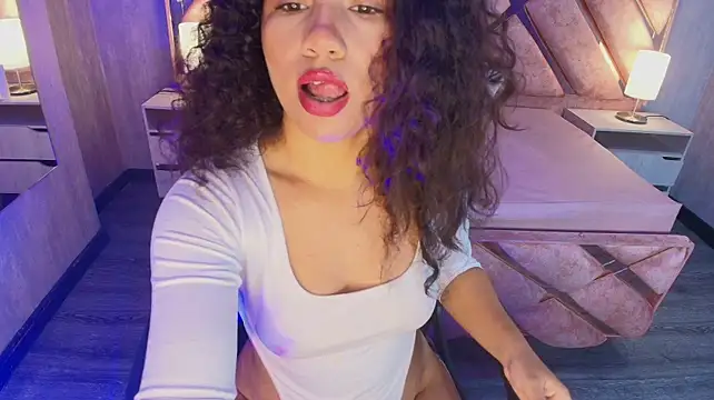 Czat XXX na żywo – TamaraaHoney