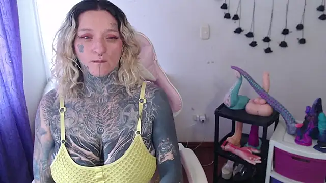 Živý XXX chat SLOPPYTITSS