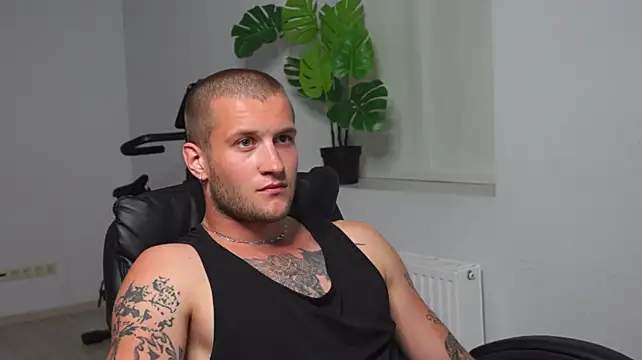 Chat XXX ao vivo de Igor_Wilde