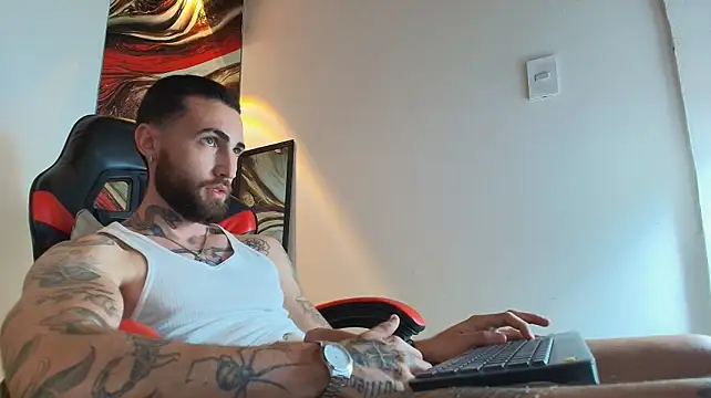 Luke_davis01 XXX чат на живо