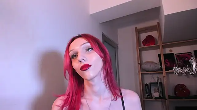 Chat +18 de Kirana_Hayes ao vivo