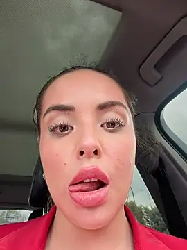 Alirawrz's Webcam Show