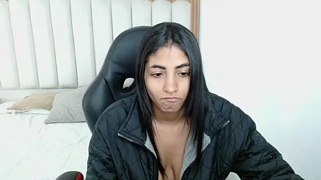 shaneelle Chat XXX in diretta