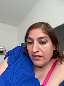 Spicy-Kareena's Live XXX Chat