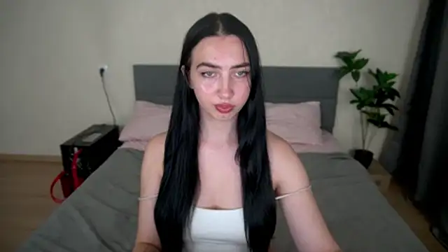Czat XXX na żywo – WildKittenX_