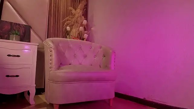 Онлайн чат XXX chloe_larson