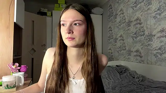 MargoMarcell Adlı Modelin Canlı XXX Sohbeti