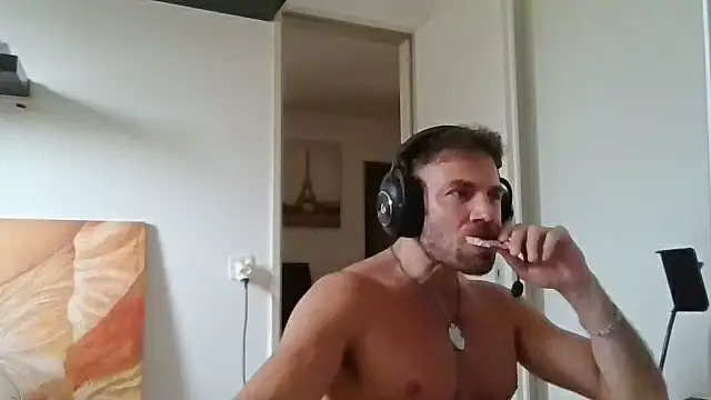 alpha-hunk Шоу с уебкамера