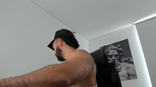 simonleon27 现场XXX聊天