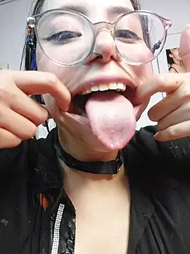 แชท XXX สดของ valentina_swallow