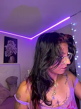 Chatroom XXX en direct de SamathaMay