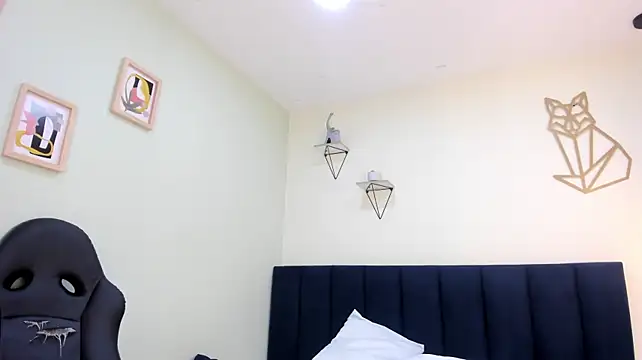mayaevansmg's Live XXX Chat