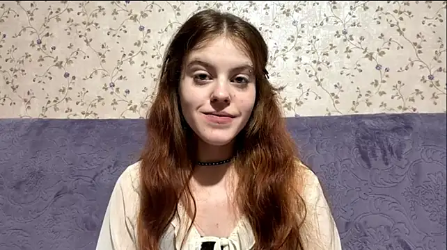 BuzzingRaid's Live XXX Chat