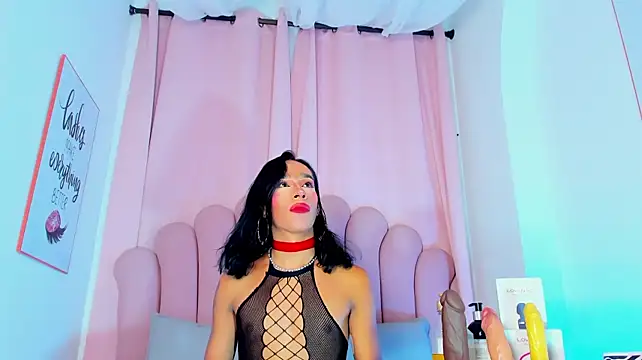 הופעת וובקאם של NicoleMadrird