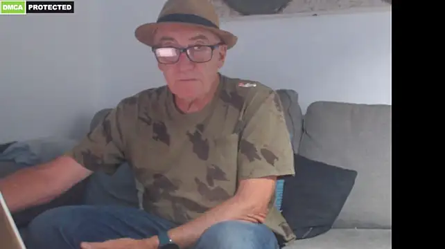 XXX chat uživo modela bluedae1