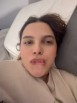 Colibri_xxx Adlı Modelin Canlı XXX Sohbeti