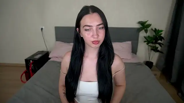 WildKittenX_ Live XXX Chat