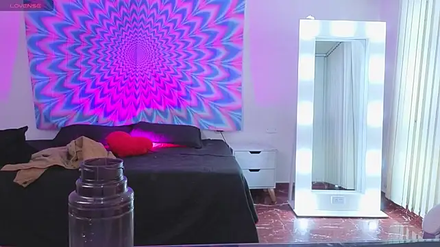 Czat XXX na żywo – _sharlotte777