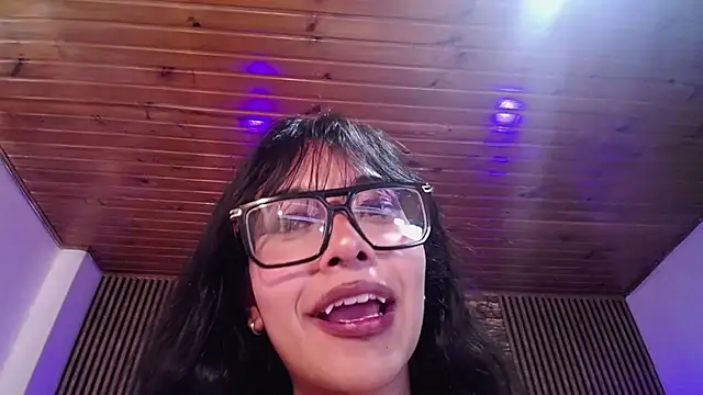 Chat XXX en directo de Amy_channel