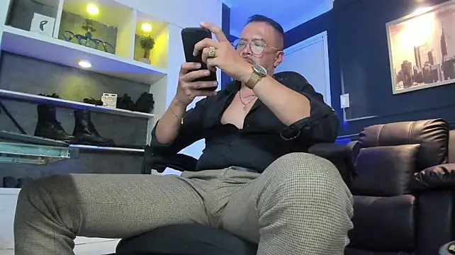 הופעת וובקאם של MrFrank_tattoo