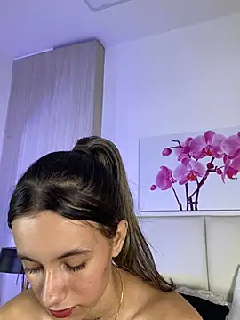 JuliaColemann Chat XXX in diretta