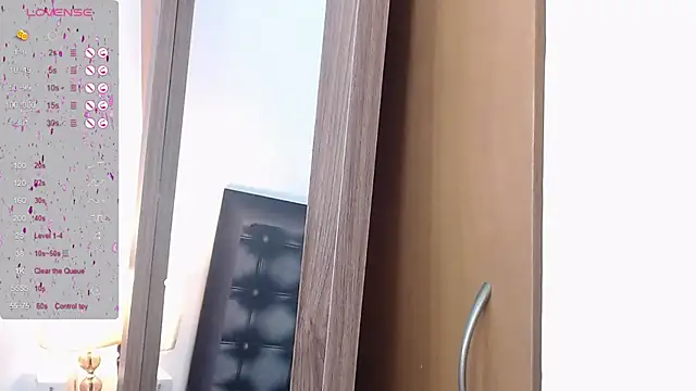 sandra_20 লাইভ XXX চ্যাট