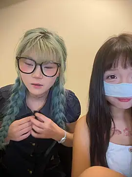 Chat XXX en directo de Rocket-Girl