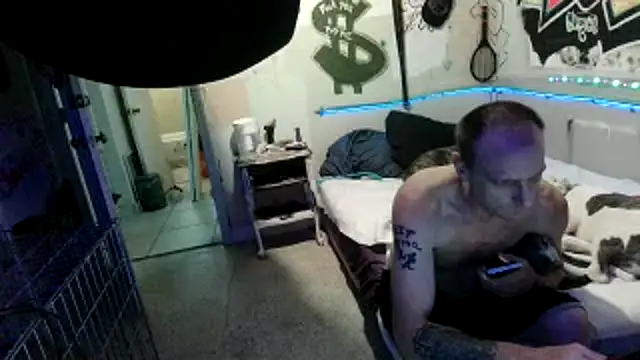 PornStro921 Adlı Modelin Canlı XXX Sohbeti