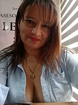 Chat +18 de KAREN--03 ao vivo