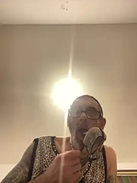 crisfootlicker 在線直播表演