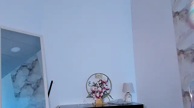 Maddyluxe élő XXX-chatje