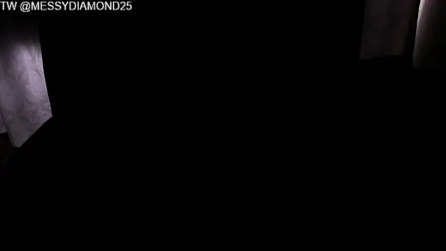 creamydiamond's Live XXX Chat
