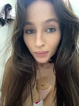 Chat XXX ao vivo de -missbehaving-