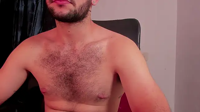 دردشة MaximusClark الجنسية المباشرة