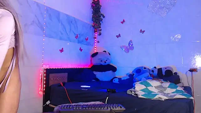 Pokazy przed kamerką – KimberlyXtreme