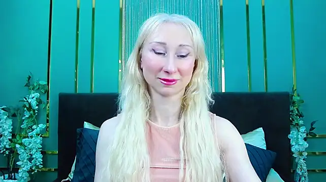 KissDreamm's Live XXX Chat