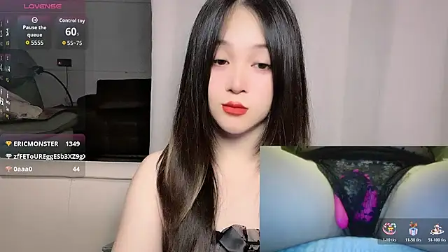 woaiqinqin's Live XXX Chat