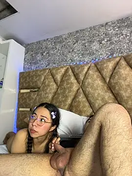 I_AM_EMMA_'s Live XXX Chat