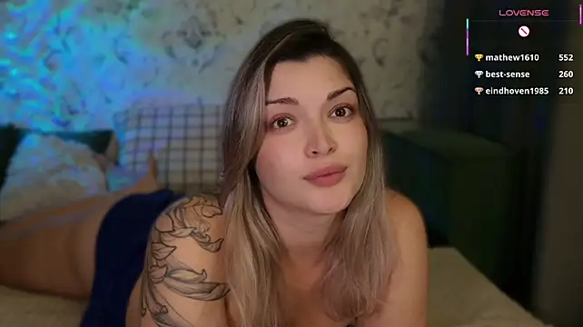 LadyDiLancaster – Naživo XXX chat