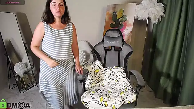 MartaEdams – Naživo XXX chat