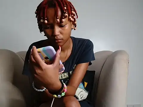 sexy_ignis_aura's Webcam Show