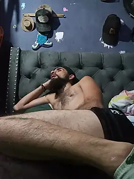 hairy_mannn: онлайн-секс-чат