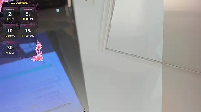 EvaJhulsのライブXXXチャット