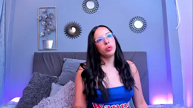 צ'אט XXX בשידור  חי של ValkyriaSteel