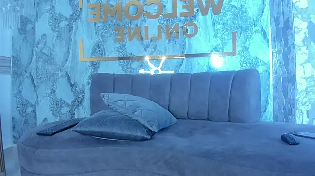 XXX chat uživo modela Xiao_78