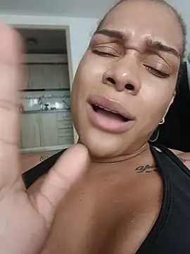 KarinRoss লাইভ XXX চ্যাট