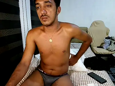 Spicy_RowyCam Live XXX-chat