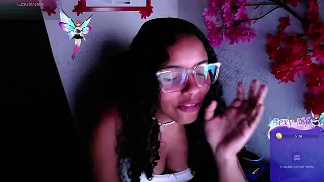 Chatroom XXX en direct de chleo_rosse